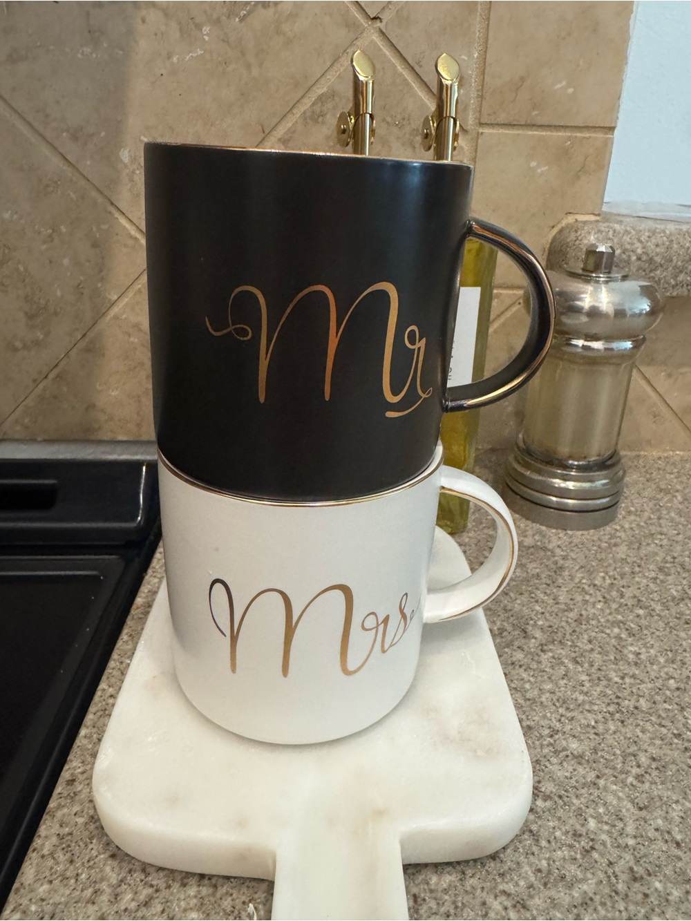 Mr. and Mrs. Ceramic Mug Set in Black and White with Gold Script